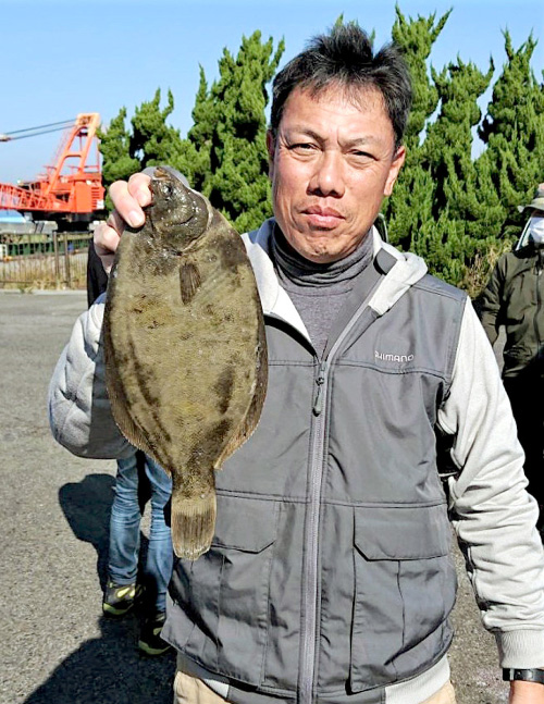 【週間投げ釣り情報】兵庫・須磨でマコガレイ40センチ
