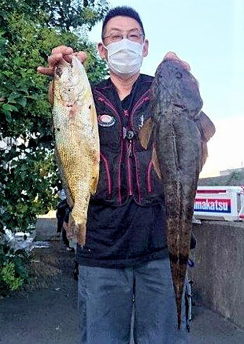 マゴチ61.8センチとニベ45.2センチを釣り上げた廣瀬多賀樹さん